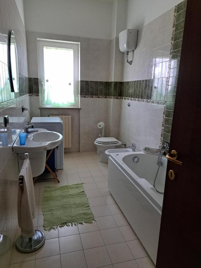 Вилла La Casa Di Mezzo-Affitti Brevi-Zona Ospedali Busso Экстерьер фото